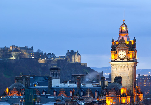 去英國留學(xué)要多少錢？各地區(qū)留學(xué)費(fèi)用大揭秘！