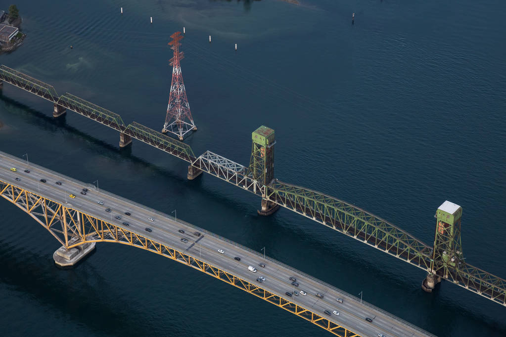 加拿大留學還有陪讀政策？你知道怎樣辦理陪讀嗎？