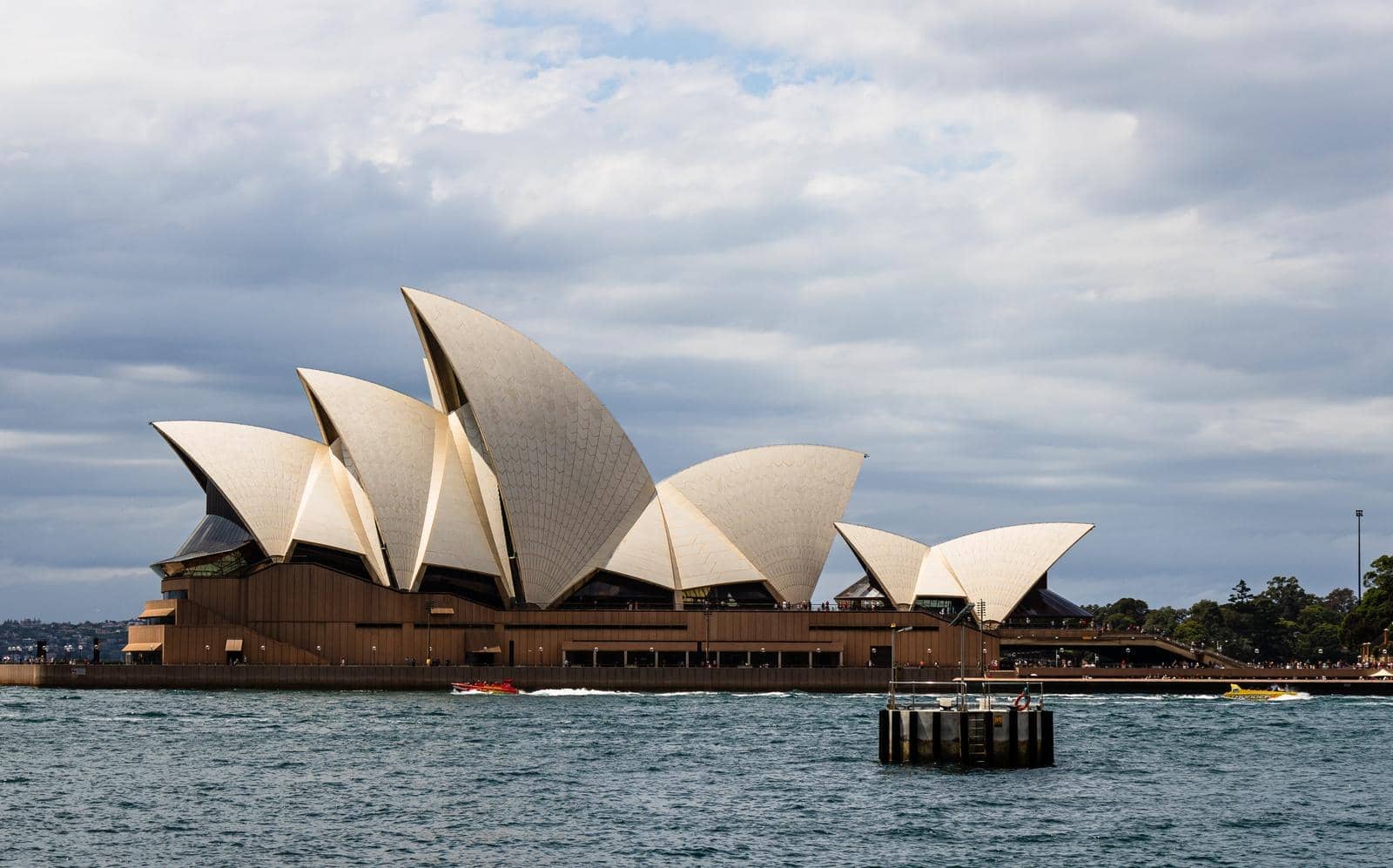 2024年 “澳洲八大”留學申請指南更新！
