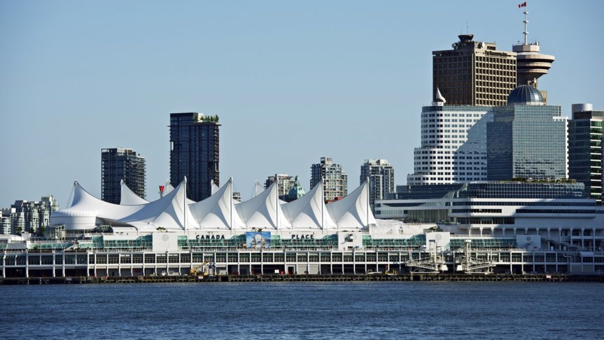 加拿大國際本科留學(xué)簽證新政策申請(qǐng)避坑指南