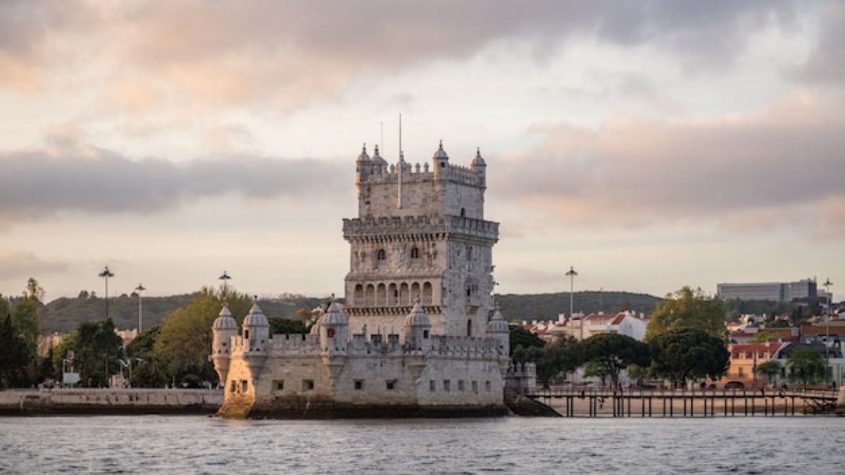 葡萄牙移民終極抉擇：基金 VS 捐款，哪個更適合你？