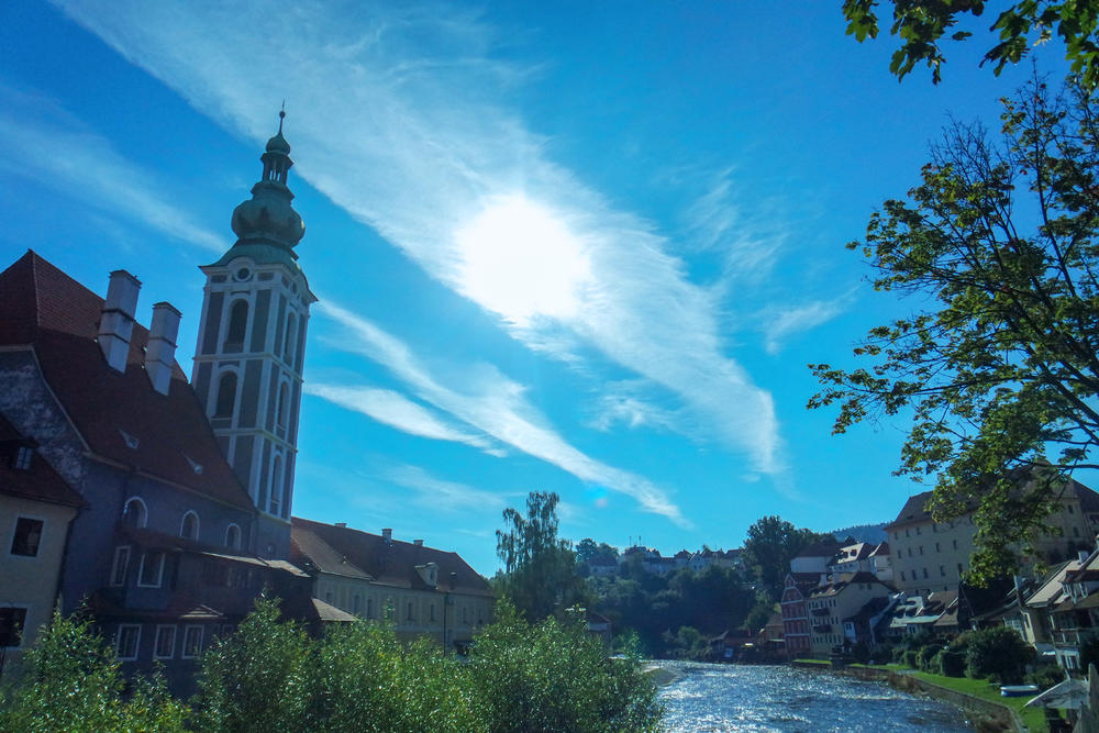 歐洲移民變局下，匈牙利憑何成新寵？