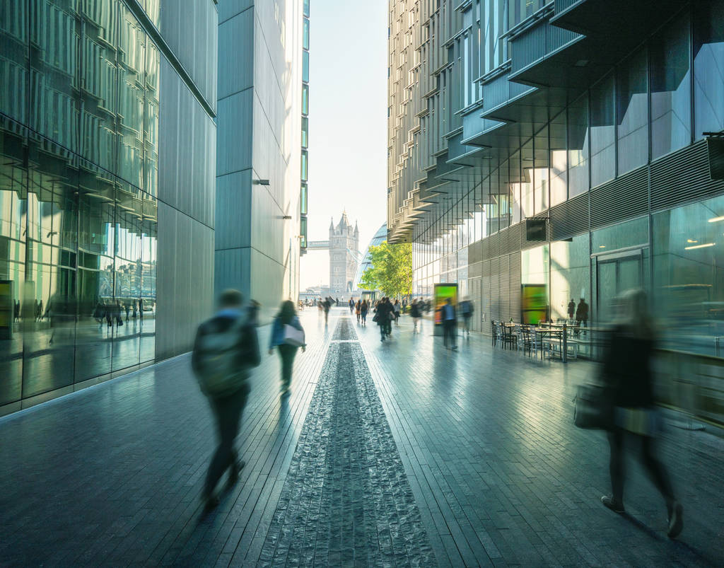 2026英國留學選校指南：三類梯隊費用全解析！